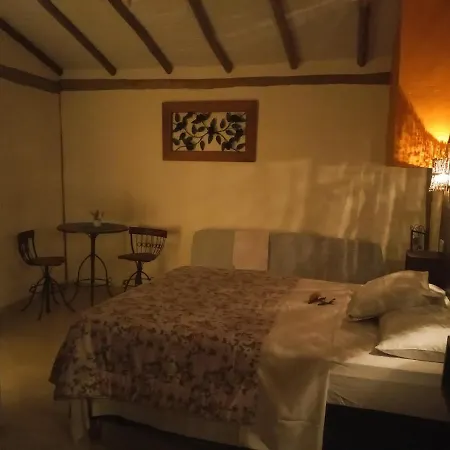 Chale De Charme Mandomai - Suites Com Cozinha Compacta, Suites Com Cooktop E Chale Com Cozinha Ilhabela Exterior photo